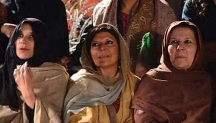 Imran Khan’s sisters, other PTI leaders released after brief detention