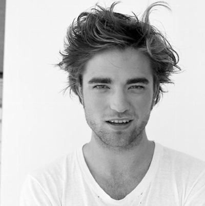 'Twilight's' Pattinson sees paparazzi in different light after playing photographer