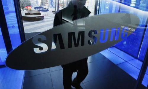 Samsung Electronics to freeze salaries in Korea for first time since 2009