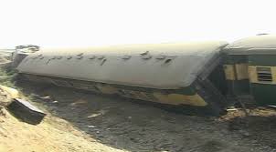 27 hurt as two bogies of Shalimar Express derail