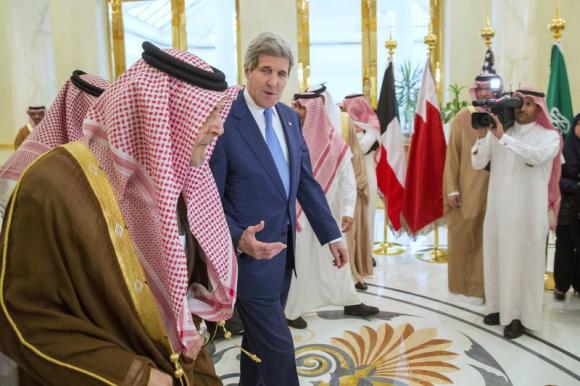 Kerry tries to reassure Iran's Gulf rivals on nuclear talks