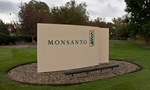 Monsanto seeks retraction for report linking herbicide to cancer