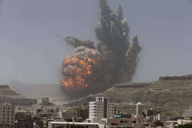 Air strike on missile base in Yemen capital causes huge explosion: residents