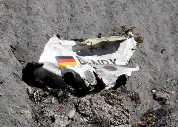 Germanwings co-pilot increased speed as jet went down