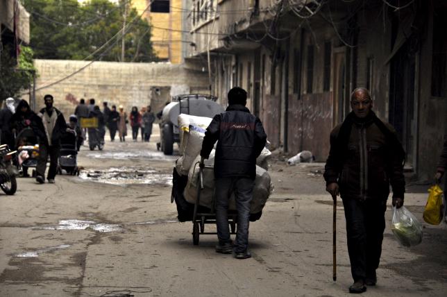 Islamic State withdraws from Yarmouk camp, Nusra remains: residents