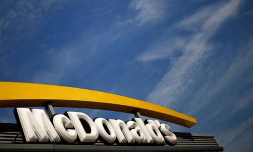 McDonald's raising average worker wage to about $10 an hour