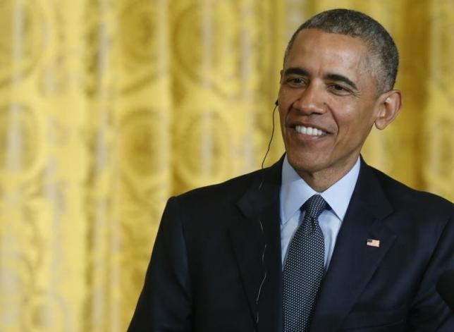 Obama says bill on Iran will not derail negotiations, will sign it