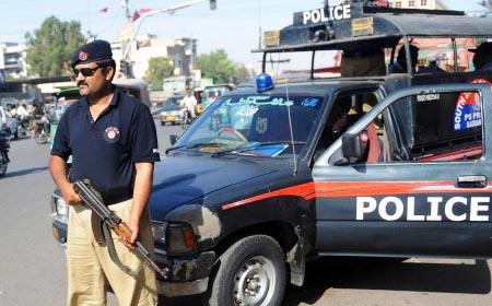 Three including two cops killed in acts of violence in Karachi