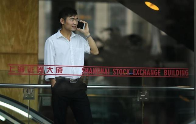Turnover explosion at Shanghai stock exchange has too many zeros for software