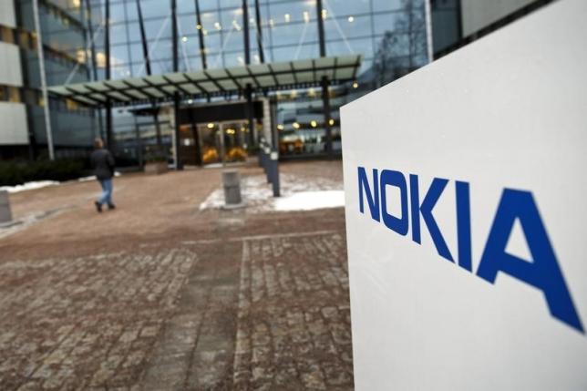Nokia close to buying Alcatel's mobile networks unit - Les Echos