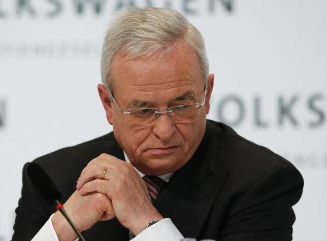 Volkswagen in full-blown crisis as CEO vows to fight