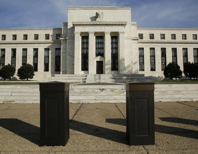 Four US banks call for discount rate hike