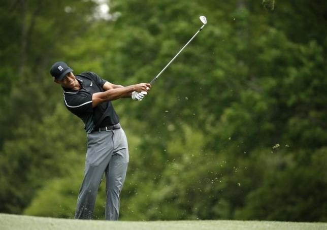 Tiger shows flashes of old magic at the Masters