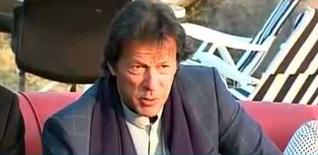 Imran Khan reaches Hyderabad, will visit Karachi today; says will respond to Khawaja Asif in assembly