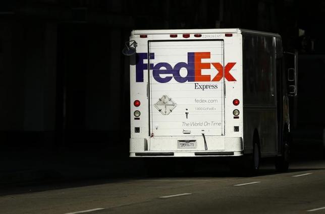 FedEx to take $2.2 billion charge on pension accounting change