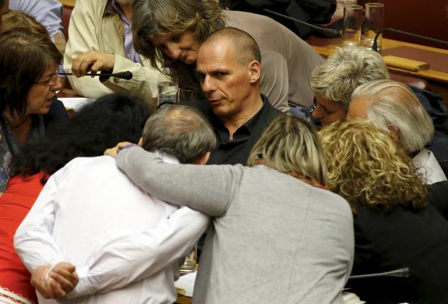 Greek parliament gives green light to Tspiras' bailout referendum