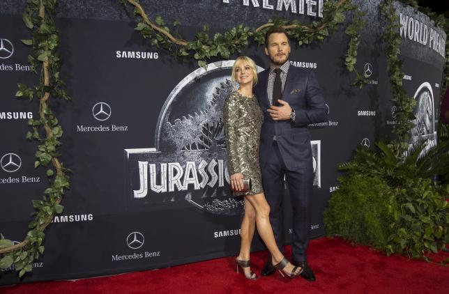 'Jurassic World' bites into $102 million, 'Inside Out' scores with $91 million