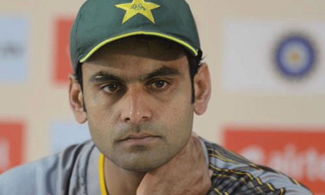 Cricketer Muhammad Hafeez’s three bank accounts frozen for tax evasion