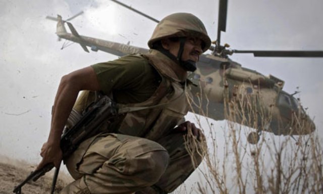 Pakistani troops rescue wounded Afghan soldier in cross-border operation