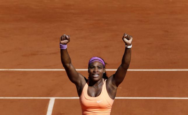Williams must avoid drama to complete Serena Slam