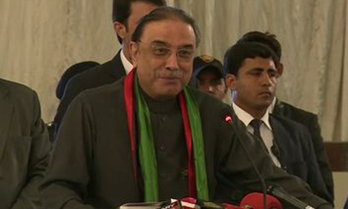 PPP co-chairman Asif Zardari salutes Pak Army officials, jawans