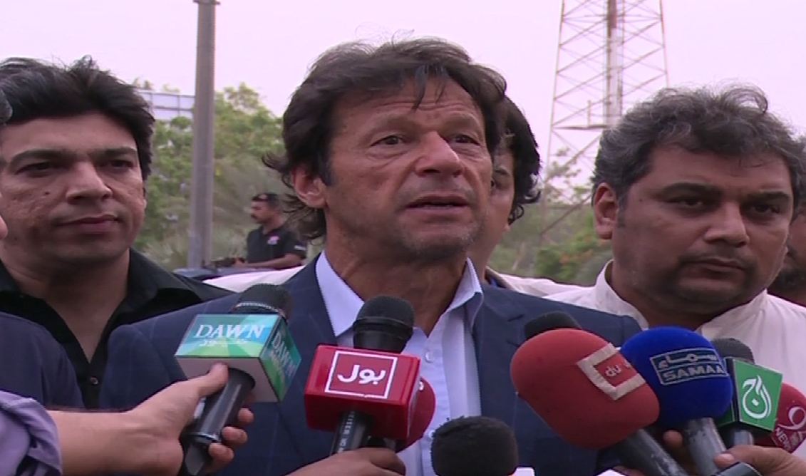 Imran Khan reaches Karachi to meet heatwave victims' families