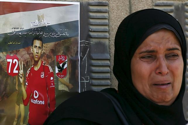 Egypt court sentences 11 to death over football violence