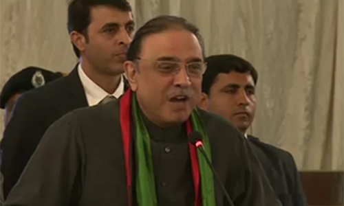 PPP co-chairman Asif Zardari invites politicians to Iftar dinner today