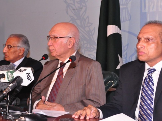 No talks with India without discussion on Kashmir, says Sartaj Aziz