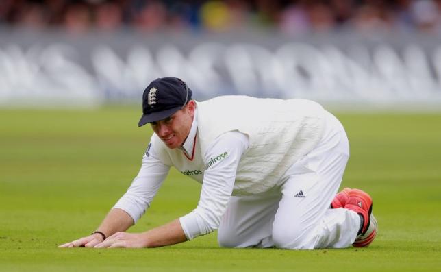 I can cope with move up to three, says England's Bell