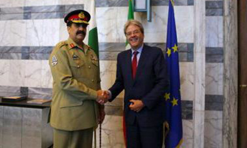 COAS General Raheel Sahrif arrives in Italy on three-day tour; calls on Italian foreign minister