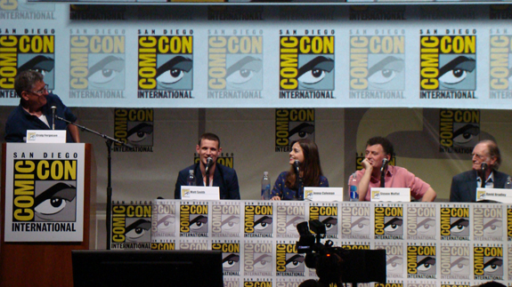 Dr. Who stars play to packed hall at Comic-Con