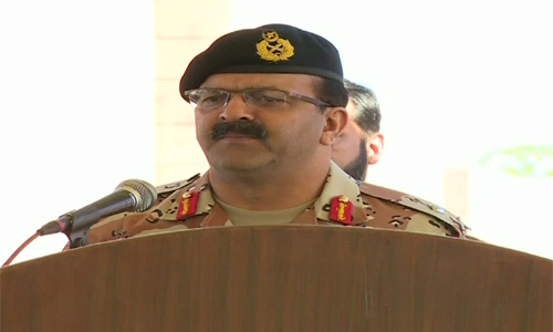 DG Rangers Maj-Gen Bilal Akbar visits Karachi areas, greets jawans on duty
