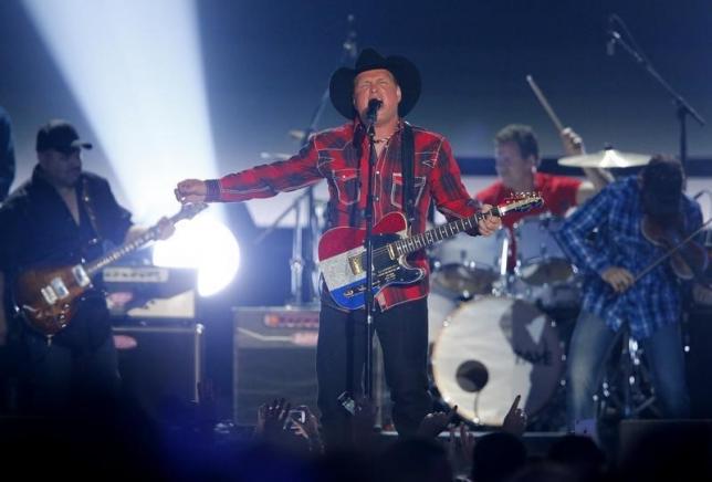 At $90 million, Garth Brooks tops Forbes big earning country acts