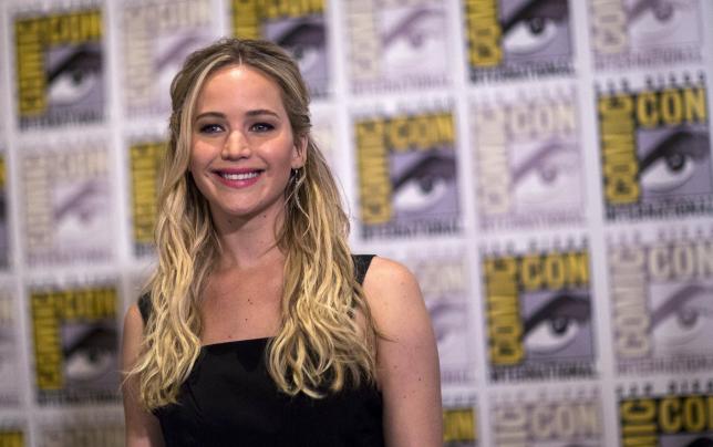 Jennifer Lawrence and 'Mockingjay' cast take final Comic-Con bow