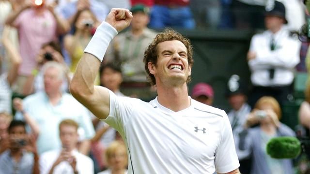 Murray delights home crowd with victory over Seppi