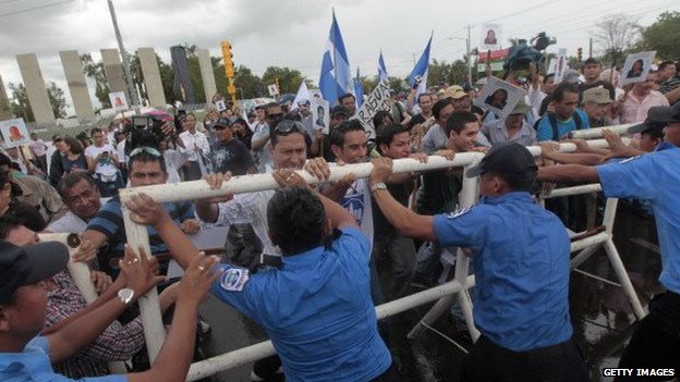 Clashes in Nicaragua as anti-canal protest turns violent