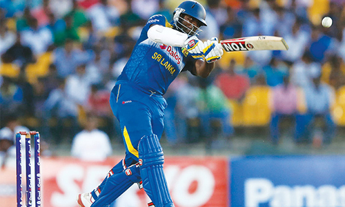 Sri Lanka beat Pakistan by two wickets in second ODI, equal series 1-1