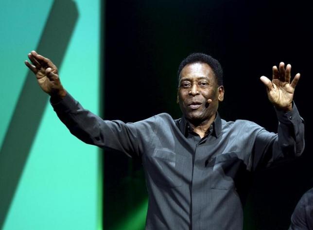 Football legend Pelé undergoes back surgery in latest health scare