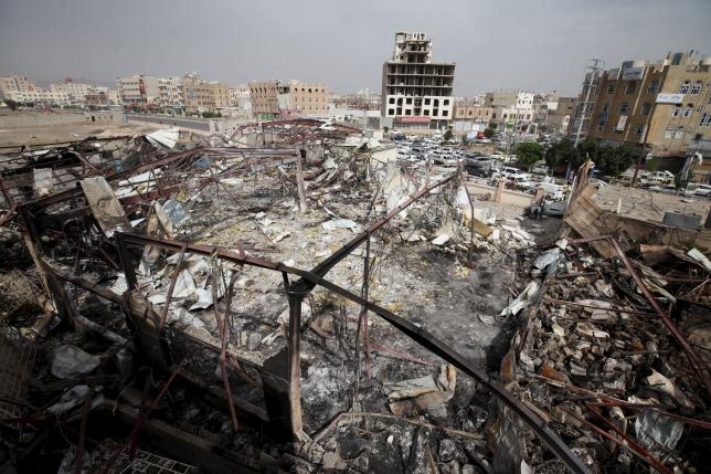 Saudi-led air raids in Yemen kill 21 two days into truce