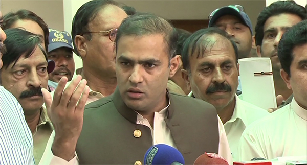 People talking about 35 punctures are insane, says Abid Sher
