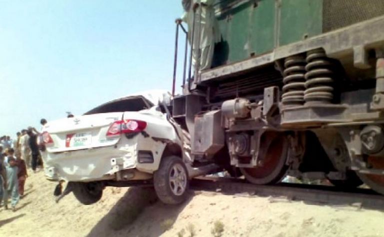 Six killed in train-car crash in Sindh