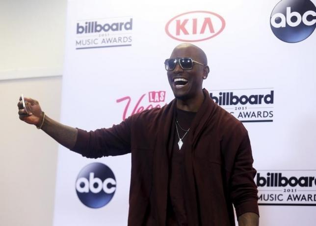 R&B's Tyrese tops Billboard chart for first time