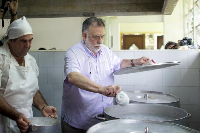 Coppola shares passion for food, film with Cuban students