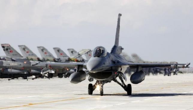 Turkish warplanes pound Islamic State in Syria as Ankara steps up to front-line