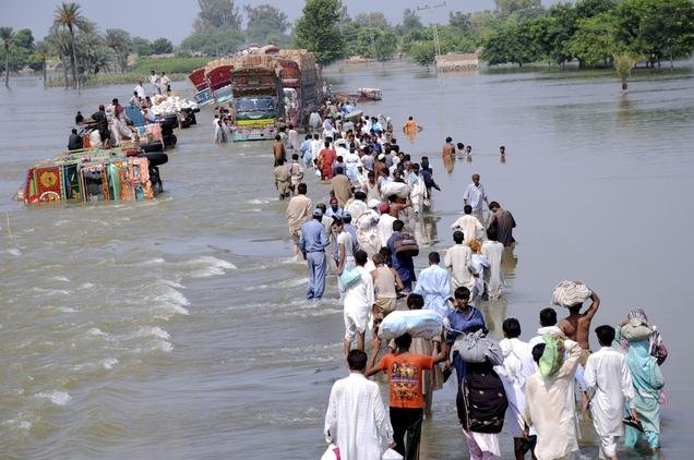 Floods wash away hundreds of villages due to fresh rains in areas of Sindh, Chitral