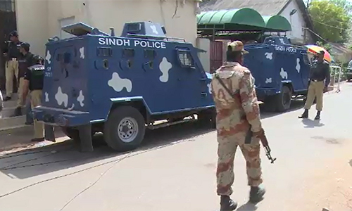 Rangers arrest 11 criminals in Karachi