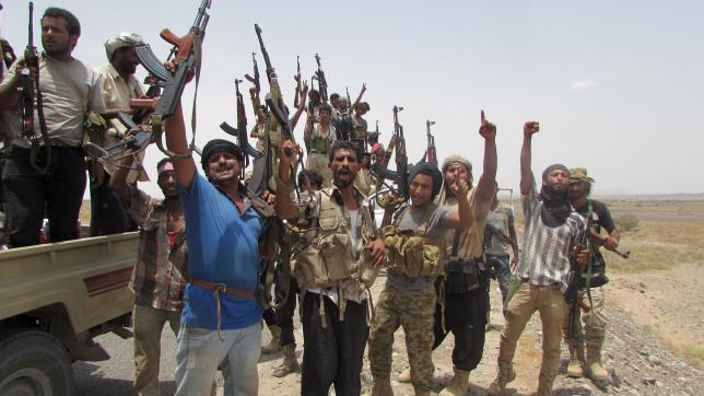 Anti-Houthi forces take strategic city in Yemen, Emirati troops killed
