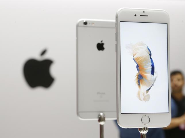 Some Apple customers have trouble upgrading to iOS 9