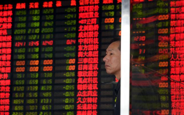 Asian stocks struggle as headwinds grow; gold shines
